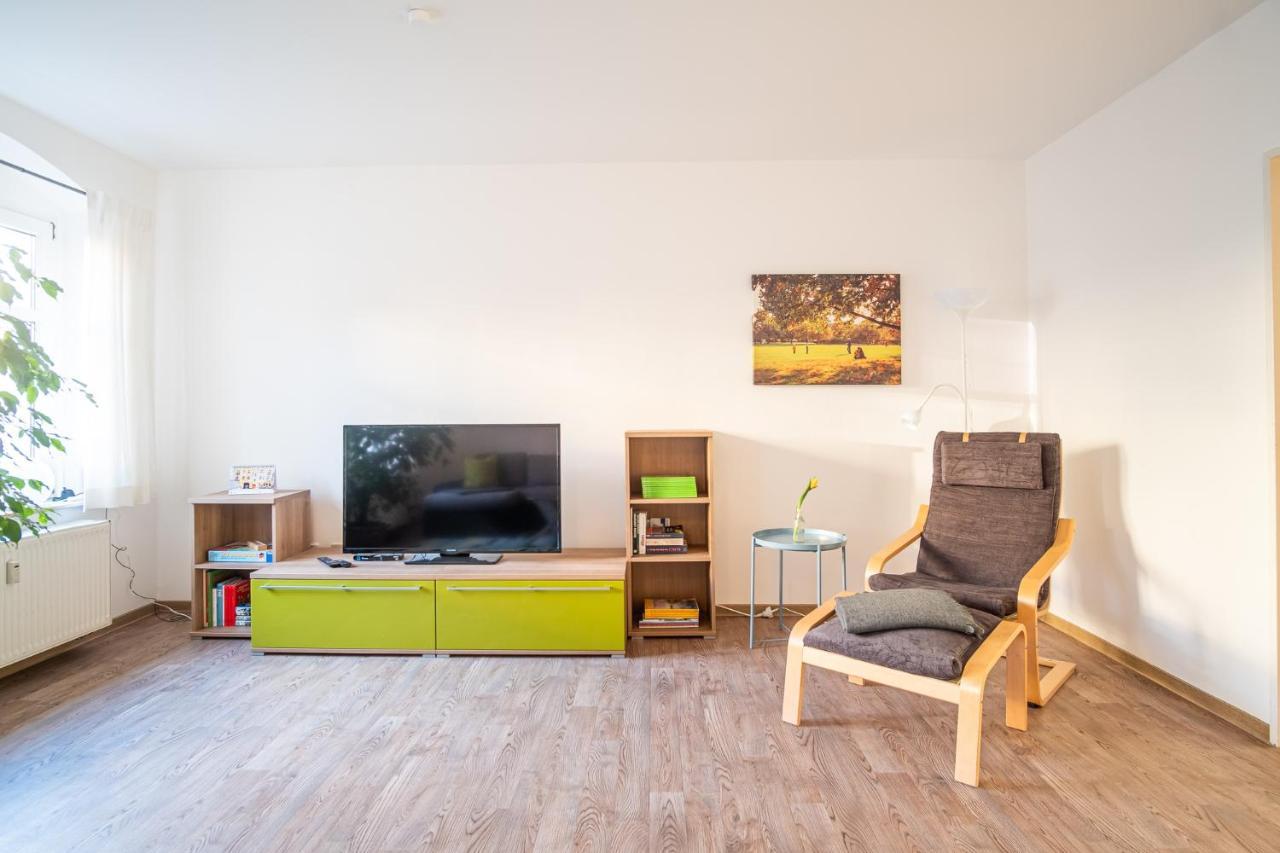 Helle Ferienwohnung Im Hinterhof Dresden Luaran gambar