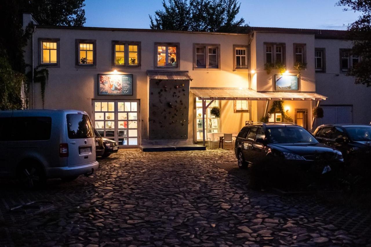 Helle Ferienwohnung Im Hinterhof Dresden Luaran gambar